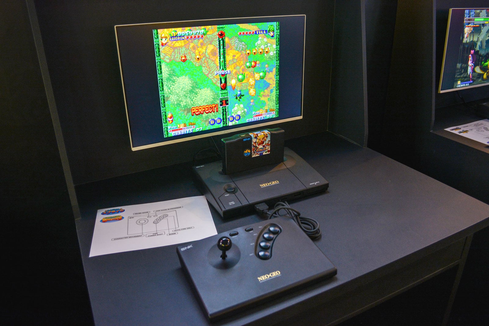 「NEOGEO AES+」はNEOGEO未経験ゲーマーも“凄さ”がわかる完全再現。エミュではなく「チップを一から開発」、なぜそこまでするのか開発者に訊く