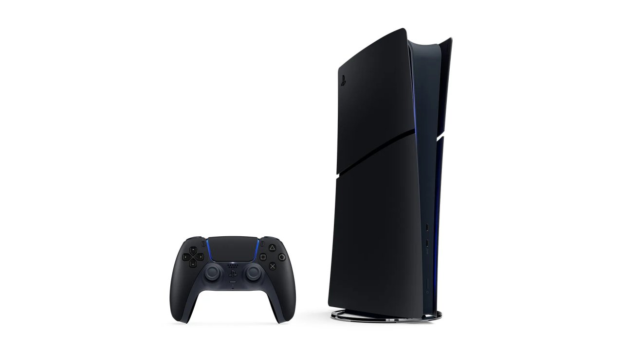 Sony ha annunciato una nuova PS5 nera "Midnight Black", ma non per l'Italia al momento