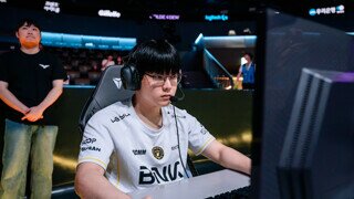 [LCK] T1 홀린 '빅라'의 백발백중 매혹! BFX, 2세트 반격 성공