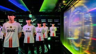 [LCK] BNK 피어엑스, 한진전 승리...1위 지키는 일만 남았다