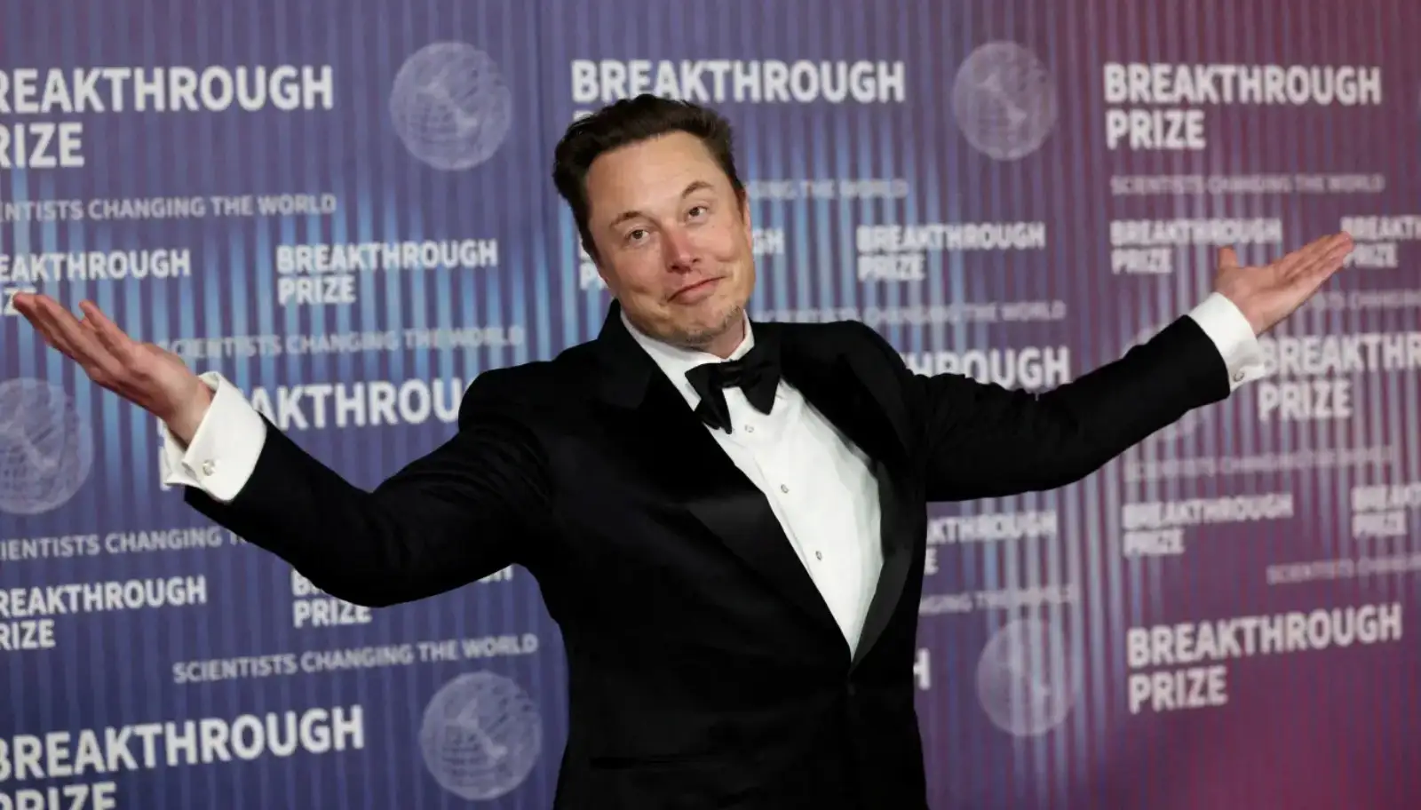 Elon Musk llama “falso” a su documental, pero Universal lo va a estrenar