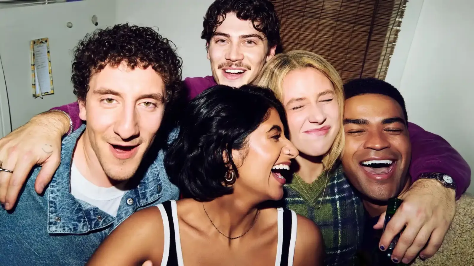 ¿La nueva Friends?: Te contamos todo sobre Adults, la serie furor de Disney+