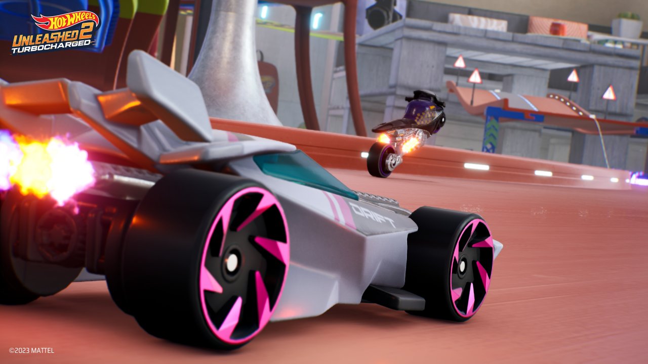 Mini bolidi in pista a meno di 19€: Hot Wheels Unleashed 2 Turbocharged per PC in sconto su Instant Gaming
